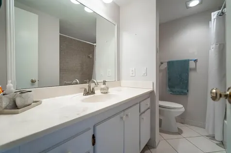 250 NE 20th Street Boca Raton FL 33431