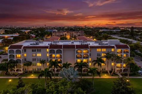 250 NE 20th Street Boca Raton FL 33431