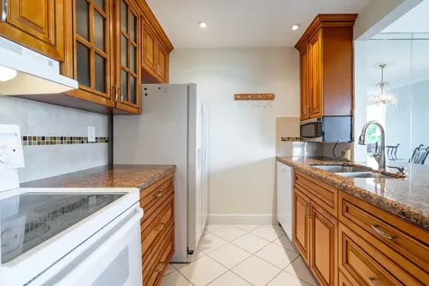 250 NE 20th Street Boca Raton FL 33431