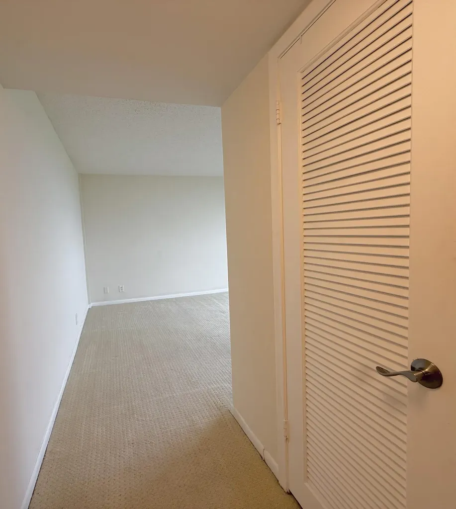 2000 Presidential Way West Palm Beach FL 33401