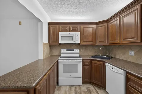 315 Pine Ridge Circle Greenacres FL 33463