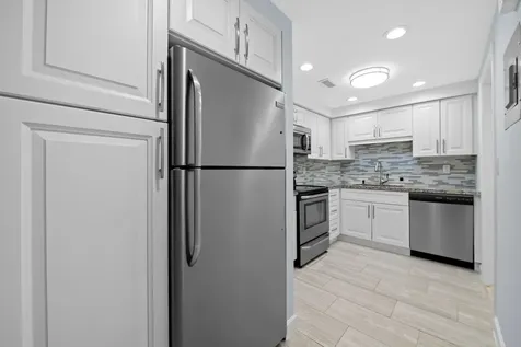 9 NE 19th Court Wilton Manors FL 33305