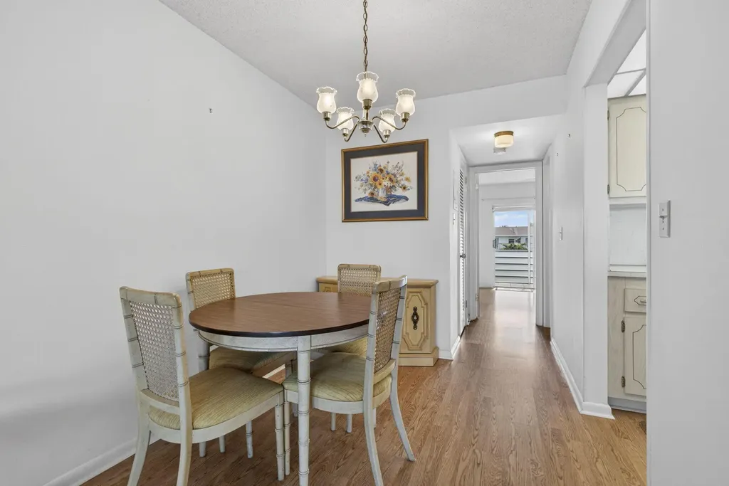 225 Bedford I West Palm Beach FL 33417