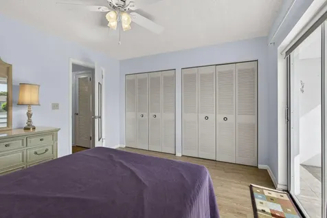 225 Bedford I West Palm Beach FL 33417