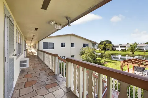 225 Bedford I West Palm Beach FL 33417