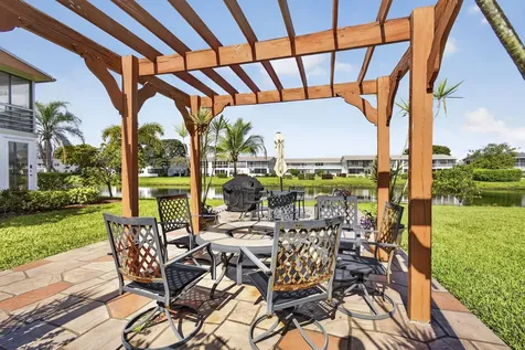 225 Bedford I West Palm Beach FL 33417