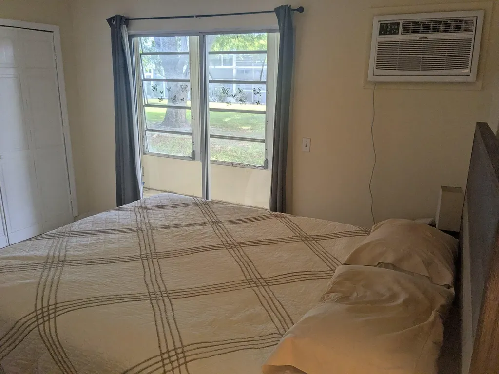 6 Ventnor A Drive Deerfield Beach FL 33442