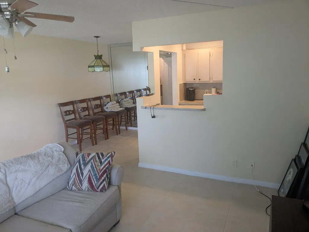 6 Ventnor A Drive Deerfield Beach FL 33442