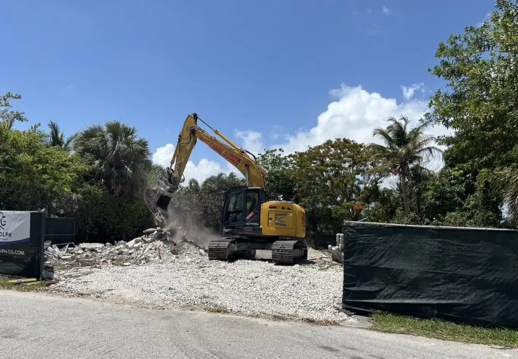 250 NE 13th Street Delray Beach FL 33444