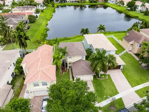 5063 Northern Lights Drive Greenacres FL 33463