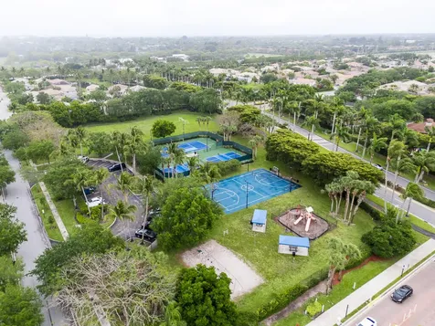 5063 Northern Lights Drive Greenacres FL 33463