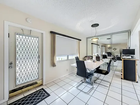 2114 Oakridge V Deerfield Beach FL 33442