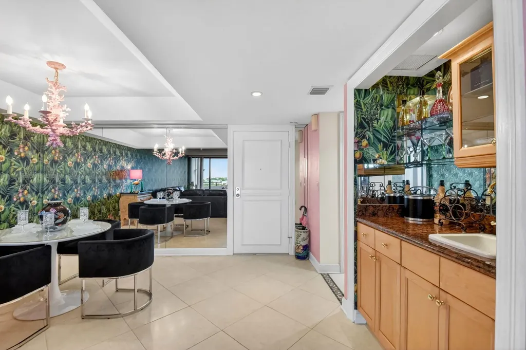 3589 S Ocean Boulevard South Palm Beach FL 33480