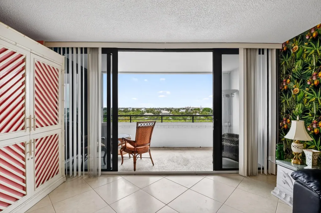 3589 S Ocean Boulevard South Palm Beach FL 33480
