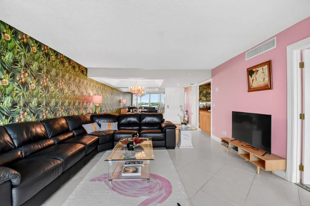 3589 S Ocean Boulevard South Palm Beach FL 33480