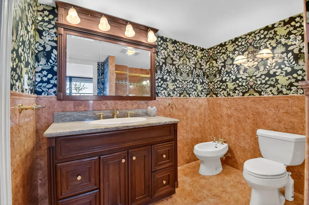 3589 S Ocean Boulevard South Palm Beach FL 33480