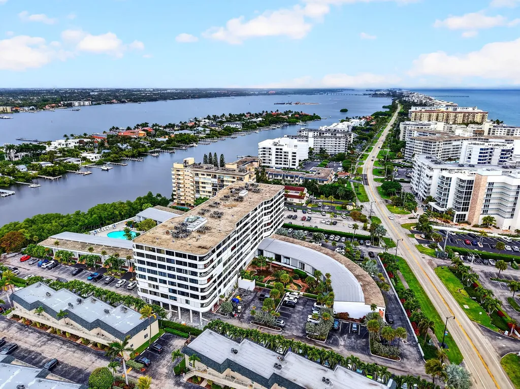 3589 S Ocean Boulevard South Palm Beach FL 33480