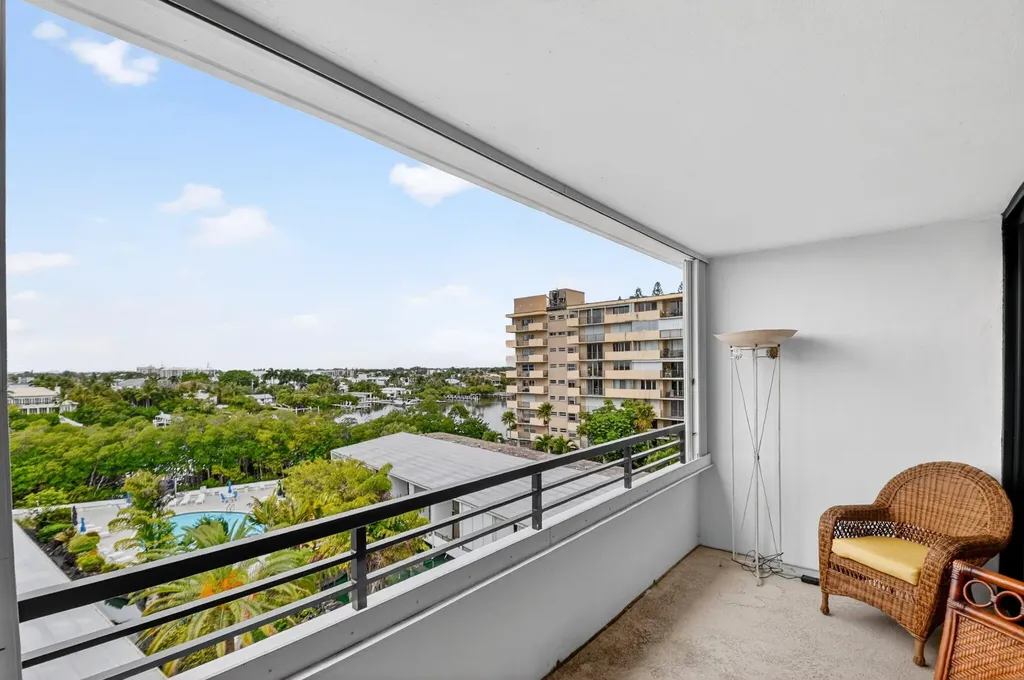3589 S Ocean Boulevard South Palm Beach FL 33480