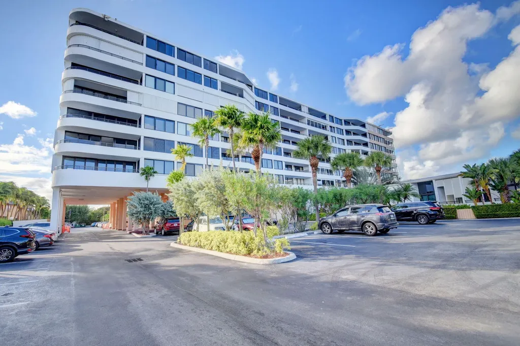 3589 S Ocean Boulevard South Palm Beach FL 33480