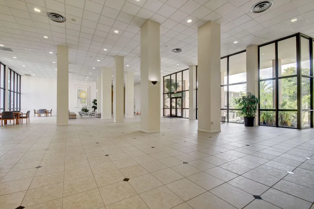 3589 S Ocean Boulevard South Palm Beach FL 33480