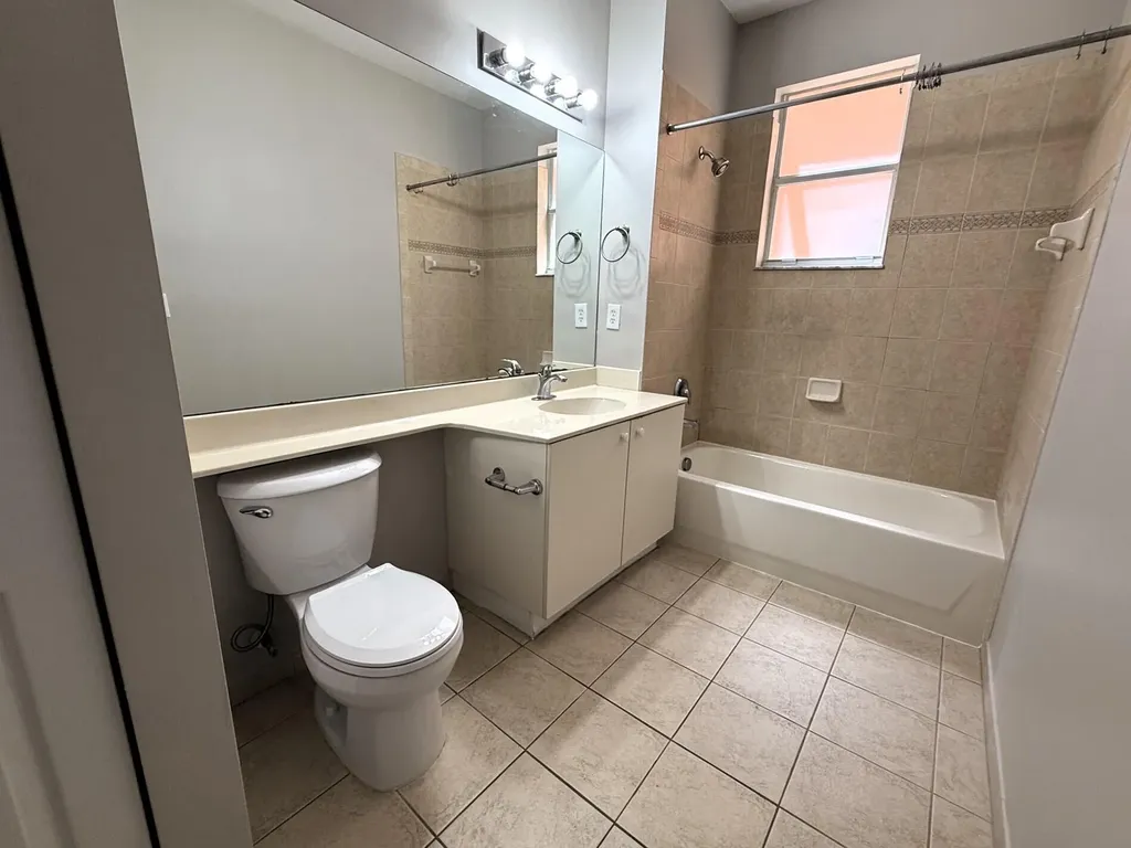 3561 Forest Hill Boulevard Palm Springs FL 33406