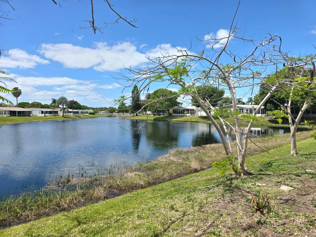 8027 9th Hole Drive Port St Lucie FL 34952
