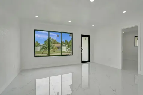 2301 Alcazar Drive Miramar FL 33023