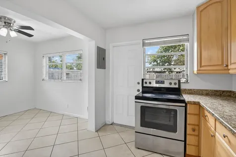 121 NW 52nd Street Oakland Park FL 33309