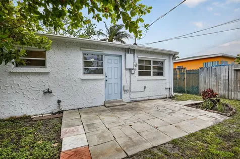 121 NW 52nd Street Oakland Park FL 33309