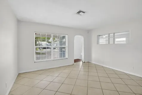 121 NW 52nd Street Oakland Park FL 33309