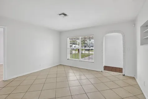 121 NW 52nd Street Oakland Park FL 33309