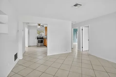 121 NW 52nd Street Oakland Park FL 33309