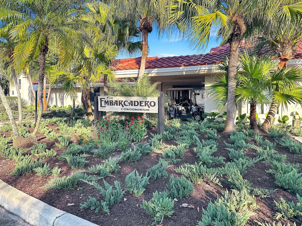 5232 NE 6th Avenue Fort Lauderdale FL 33334