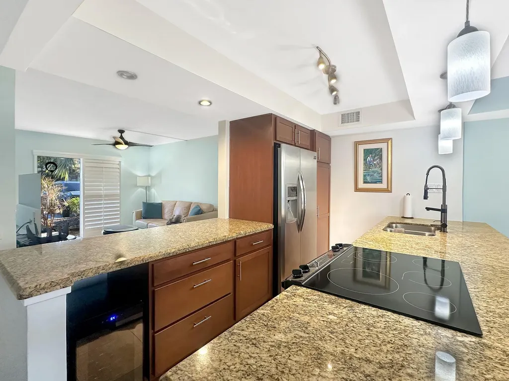 5232 NE 6th Avenue Fort Lauderdale FL 33334