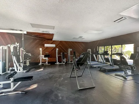 5232 NE 6th Avenue Fort Lauderdale FL 33334