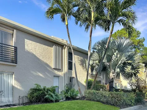 5232 NE 6th Avenue Fort Lauderdale FL 33334