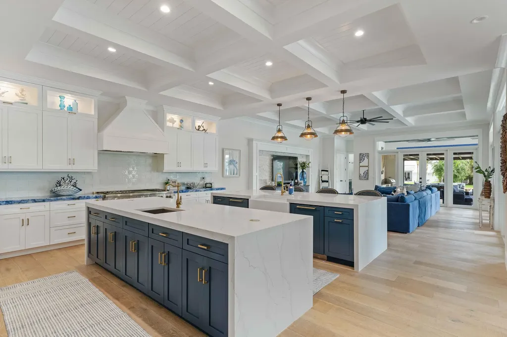 261 Old Jupiter Beach Road Jupiter FL 33477
