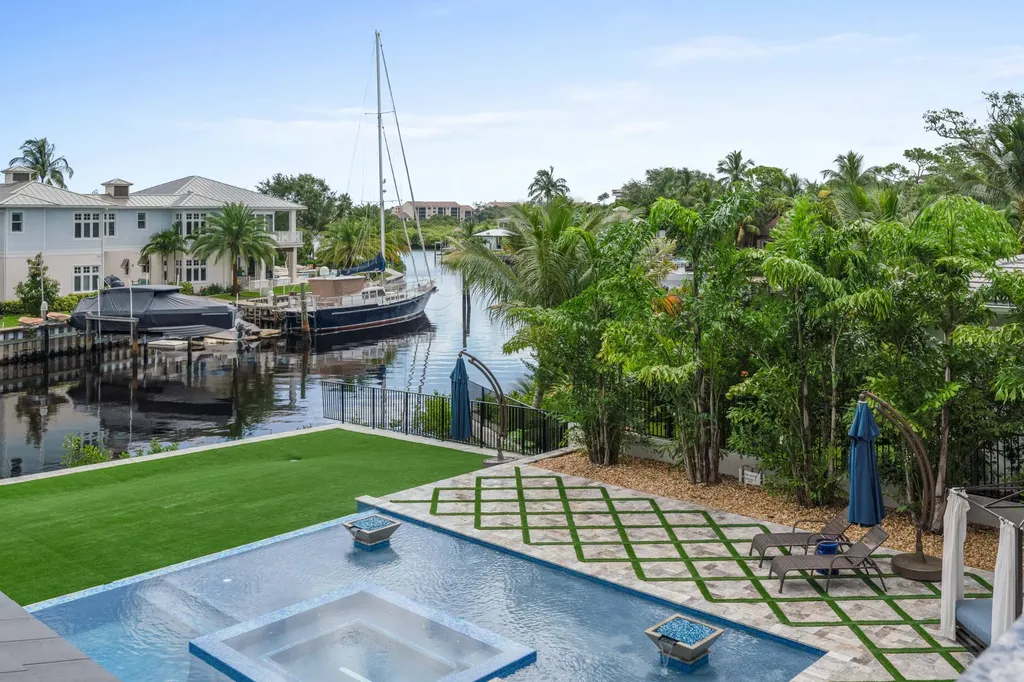 261 Old Jupiter Beach Road Jupiter FL 33477