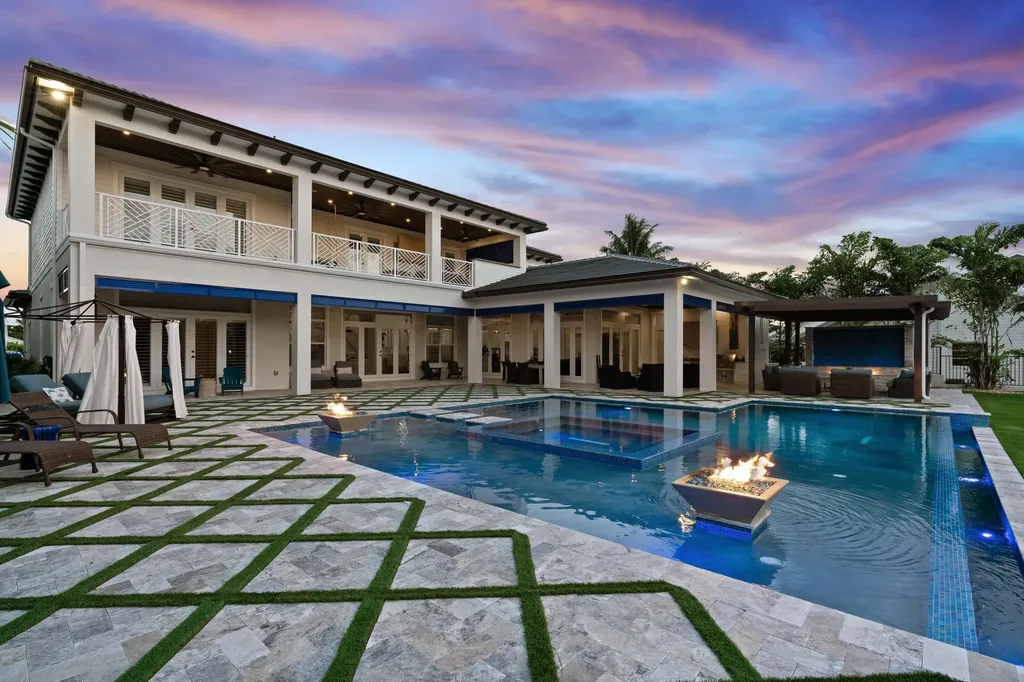 261 Old Jupiter Beach Road Jupiter FL 33477