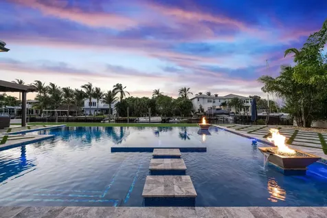 261 Old Jupiter Beach Road Jupiter FL 33477