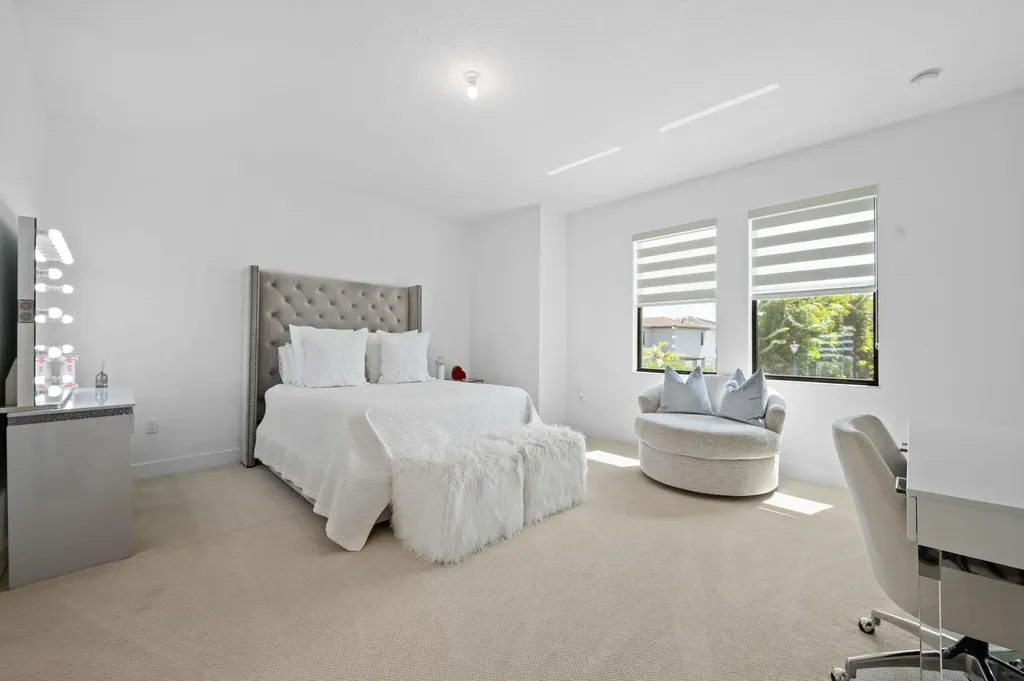 8599 Tower Bridge Court Boca Raton FL 33496