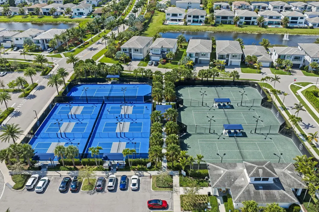 8599 Tower Bridge Court Boca Raton FL 33496