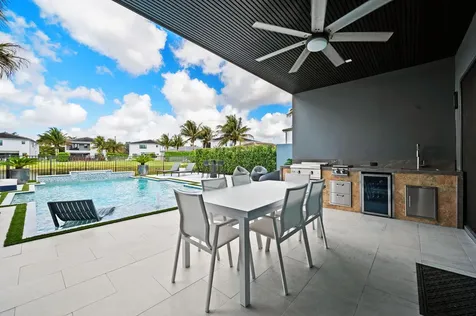 8599 Tower Bridge Court Boca Raton FL 33496