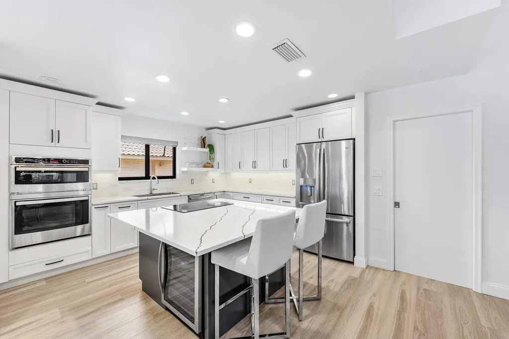 4382 White Cedar Lane Delray Beach FL 33445