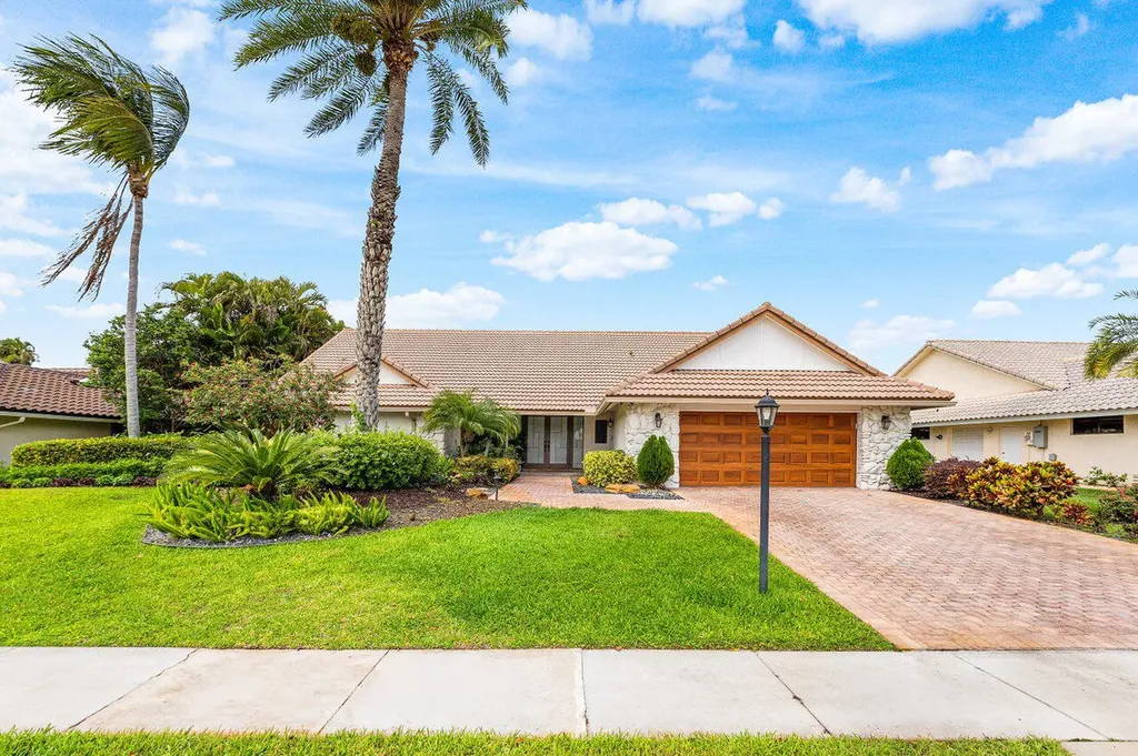 4382 White Cedar Lane Delray Beach FL 33445