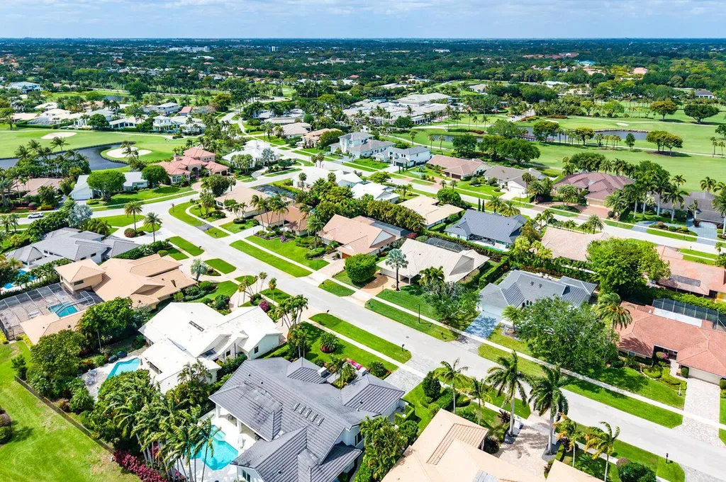 4382 White Cedar Lane Delray Beach FL 33445