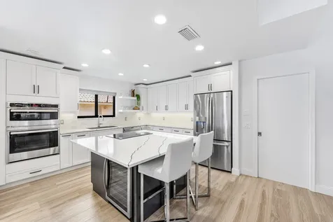 4382 White Cedar Lane Delray Beach FL 33445