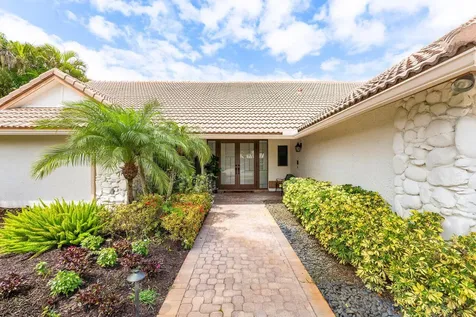 4382 White Cedar Lane Delray Beach FL 33445