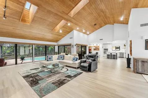 4382 White Cedar Lane Delray Beach FL 33445