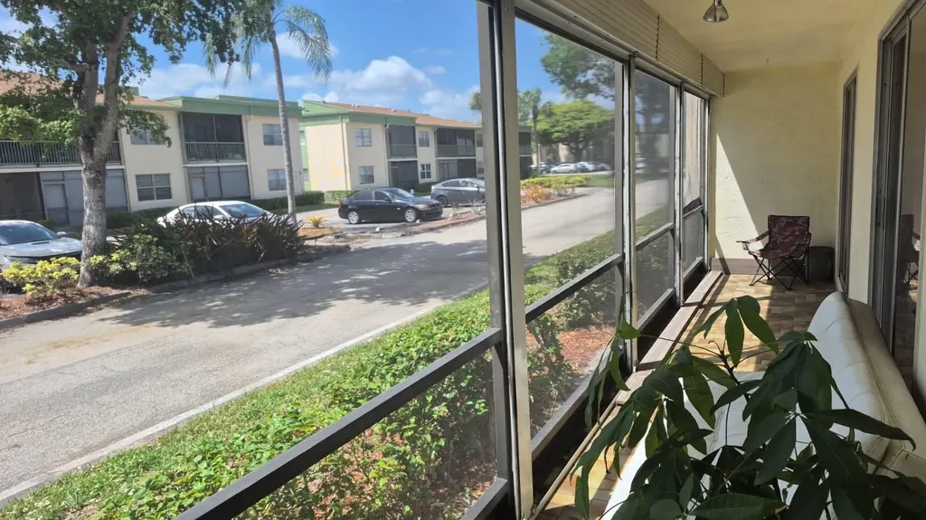4137 NW 88th Avenue Coral Springs FL 33065